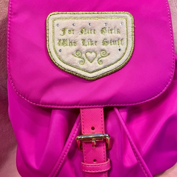 Stoney Clover Lane Fuchsia Mini Drawstring Backpack & mini Pouch - Picture 4 of 7